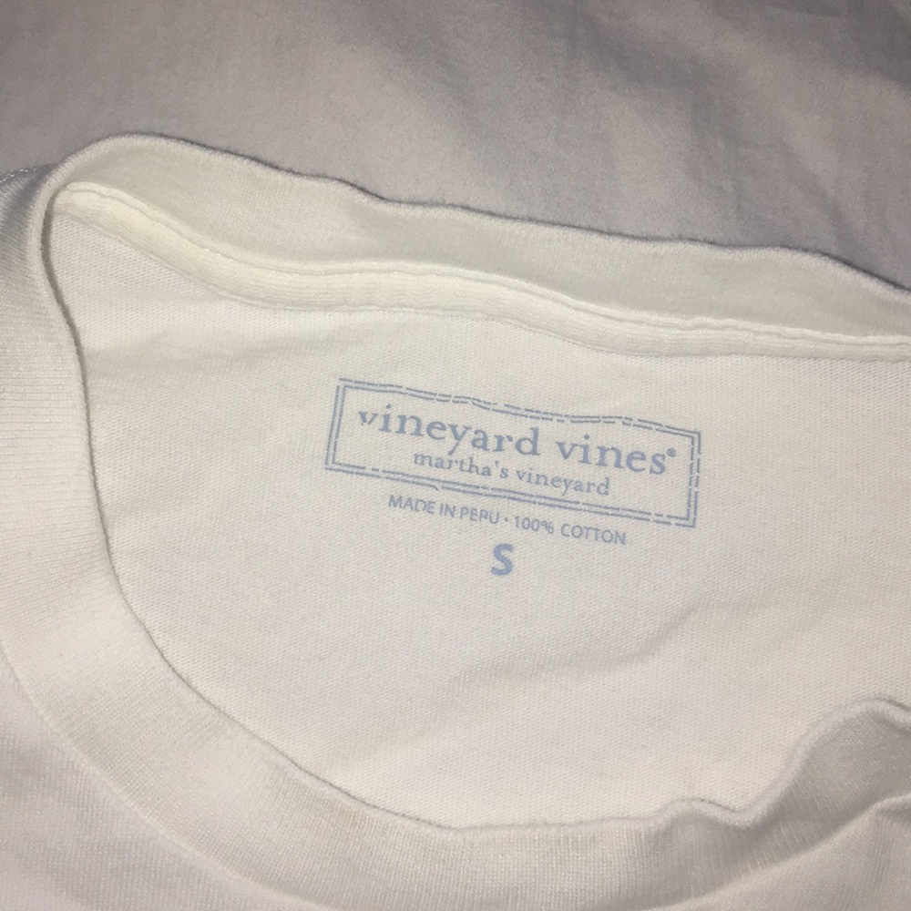 Long sleeve vineyard vines tee